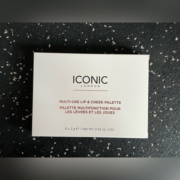 ICONIC LONDON | Multi-Use Lip and Cheek Cream Palette - Picture 3 of 6